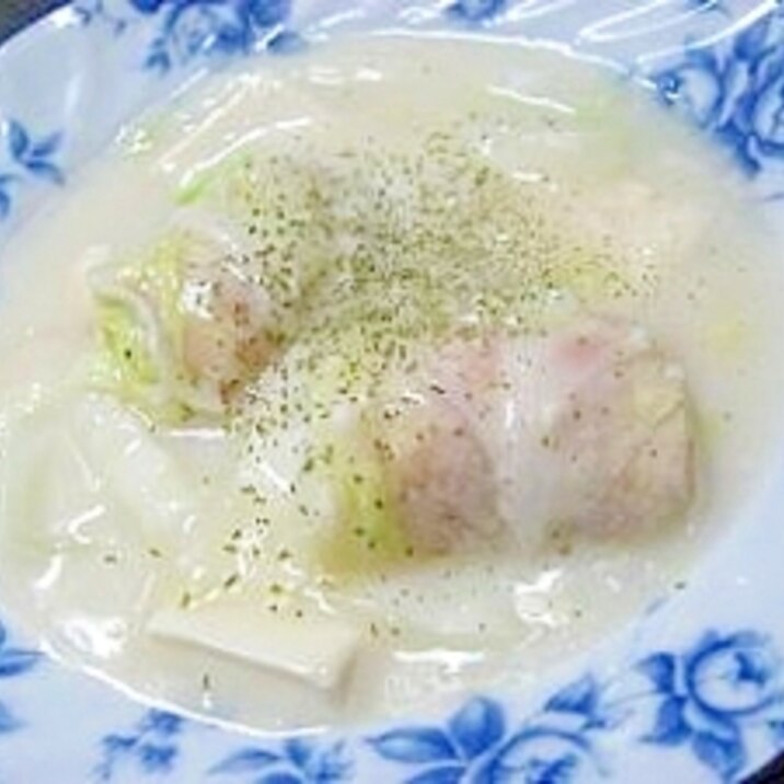 塩豆腐と白菜ベーコンロールのクリーム煮